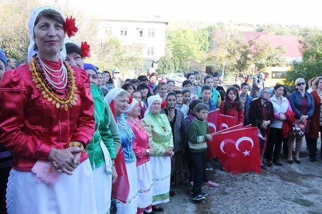 Başkan Akgün, Moldova’da Temel Atma Törenine Katıldı