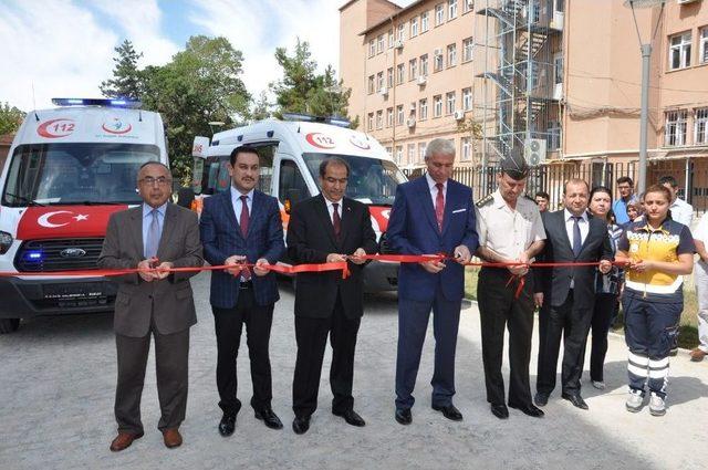 Uşak İl Sağlık Müdürlüğünde Ambulans Teslim Töreni Yapıldı