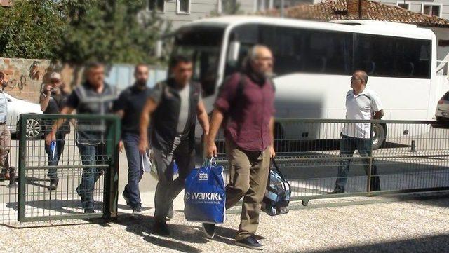 Çorum’da Fetö’den Gözaltına Alınan 20 Kişi Adliyeye Sevk Edildi