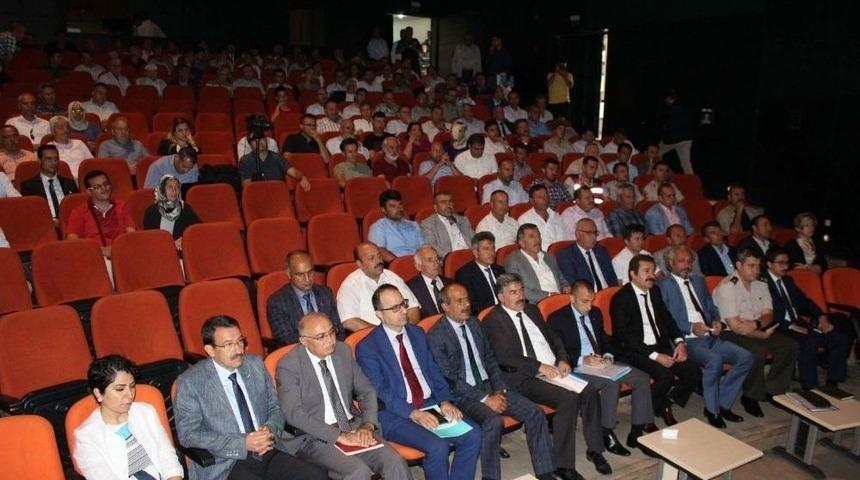 Niğde&rsquo;de Okul G&uuml;venliği Ve Uyuşturucu İle M&uuml;cadele Toplantısı