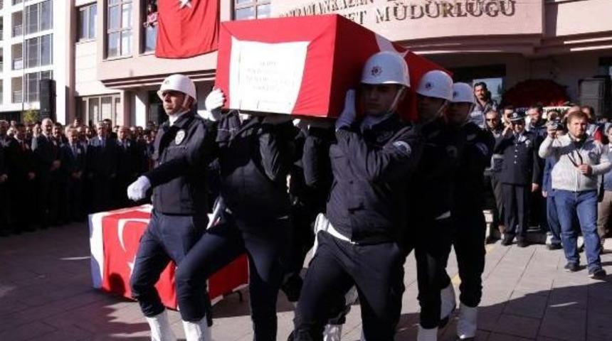 Kız Ka&ccedil;ırma Olaylarında Şehit Olan Muhammet Uz T&ouml;renle Memleketine Uğurlandı