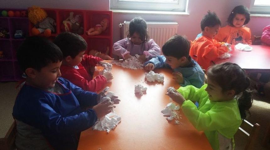 Nezaketli Miniklerin Keyifli Eğitimi