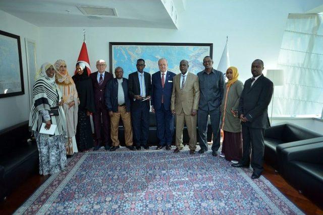 Somali Bayındırlık Bakanı Abdi’den Türk Yatırımcılara Davet