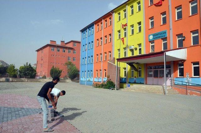 Iğdır’da Okullar Eğitim Ve Öğretime Hazırlanıyor