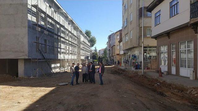 Bursa R&ouml;l&ouml;ve Ve Anıtlar B&ouml;lge M&uuml;d&uuml;r&uuml; Ve Ekibinden Pazaryeri&rsquo;ne Ziyaret 1