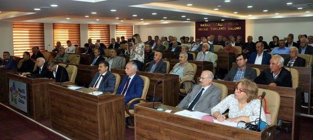 K&uuml;&ccedil;&uuml;k; &ldquo;toplumumuzda İnsana Saygı Yok, Hoşg&ouml;r&uuml;s&uuml;zl&uuml;k Var&rdquo; 2