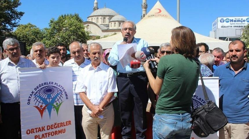 Arakan&rsquo;da M&uuml;sl&uuml;manlara Y&ouml;nelik Katliamlara Tepkiler S&uuml;r&uuml;yor