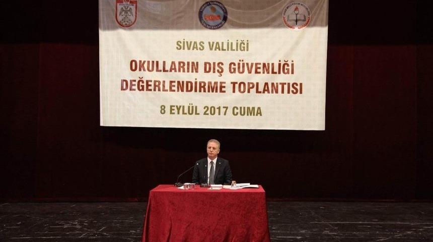 Sivas&rsquo;ta Okulların Dış G&uuml;venliği Değerlendirme Toplantısı