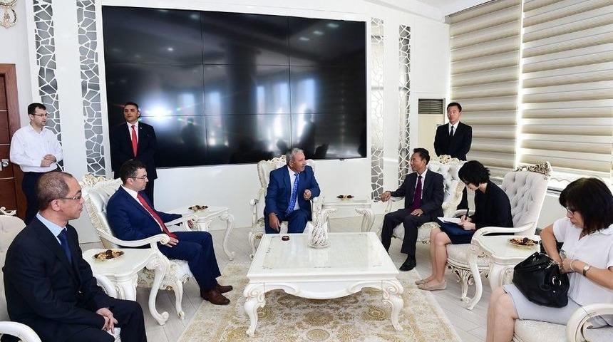 &Ccedil;in Halk Cumhuriyeti Ankara B&uuml;y&uuml;kel&ccedil;isi Malatya&rsquo;da