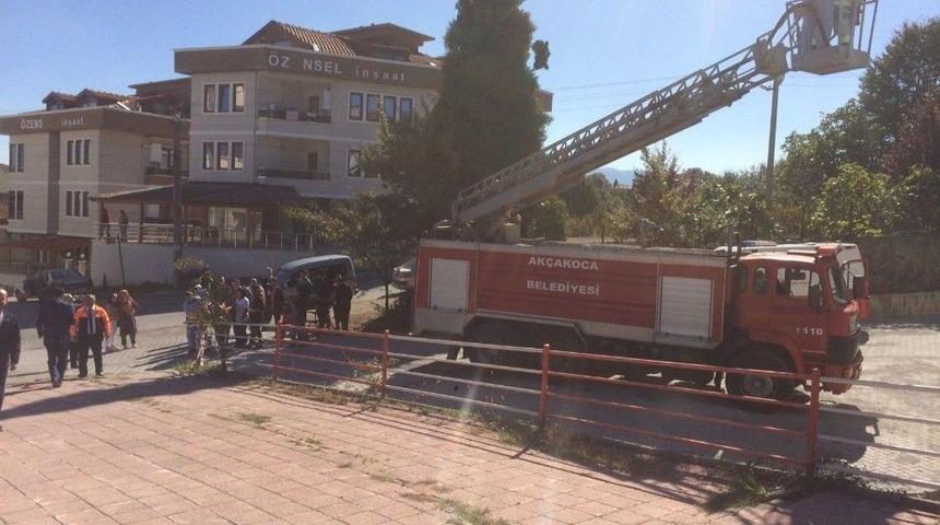 Ak&ccedil;akoca Devlet Hastanesinde Tatbikat