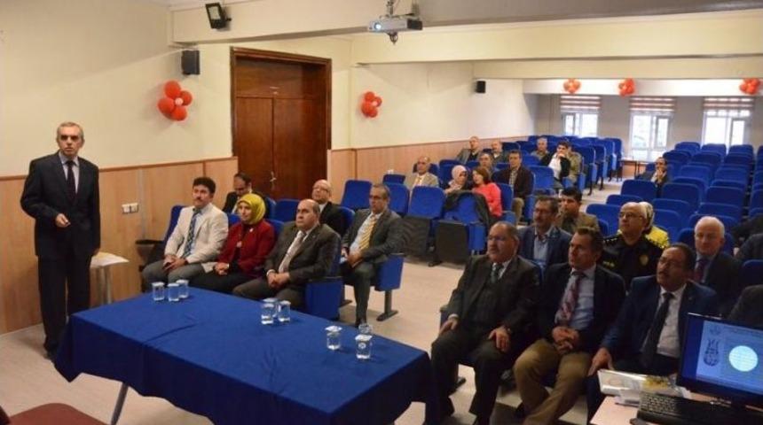 İl Hayat Boyu &Ouml;ğrenme Halk Eğitim Planlama Ve İşbirliği Komisyonu Toplantısı Yapıldı