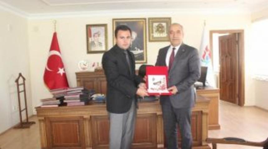 Rekt&ouml;r Polat&rsquo;tan Kaymakam Uzan&rsquo;a Ziyaret