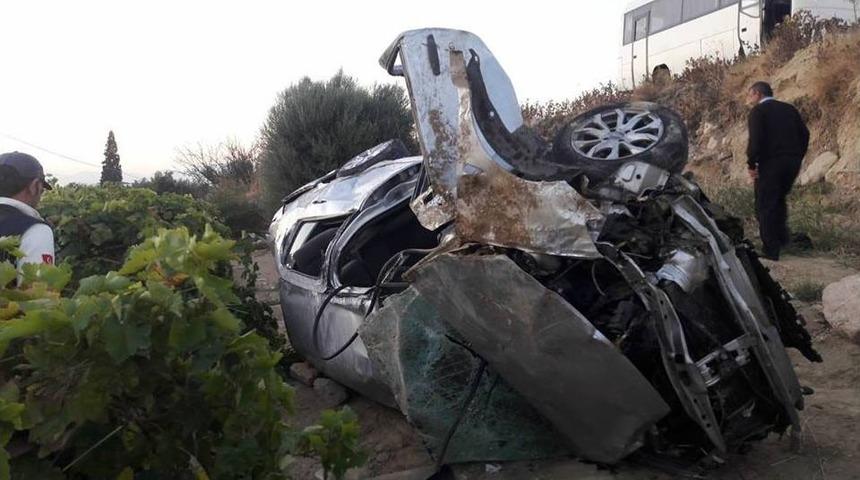 Asker Ziyaretine Giderken Kaza Yaptılar: 1 Ölü, 2 Yaralı