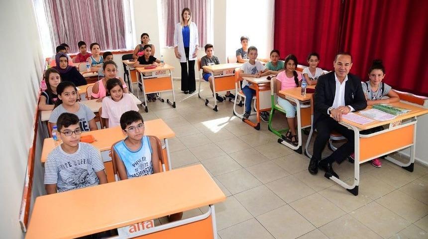 Rekor Katılımlı Sınava Başkan S&ouml;zl&uuml;&rsquo;den Moral Ziyareti