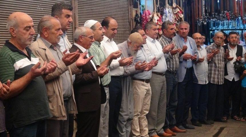 &Ccedil;ift&ccedil;i, G&uuml;ne Esnaf Gezisi İle Başladı