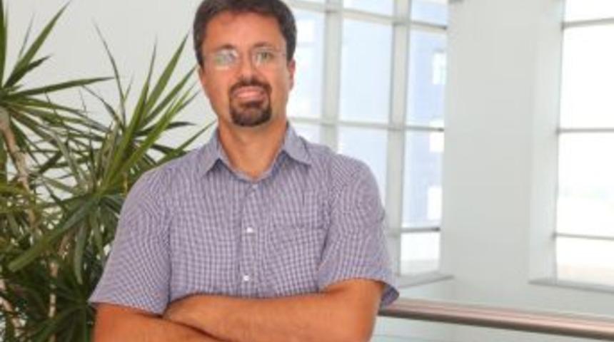 Cıngıllıoğlu, &ldquo;euro &Ccedil;ıkar, Sterlin Ve Tl İner&rdquo;