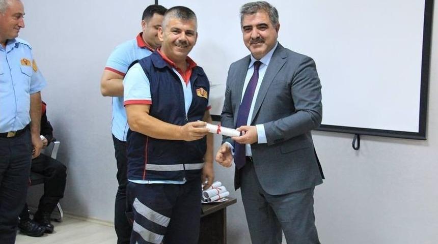 İtfaiyeciler Sertifikalarını Aldı