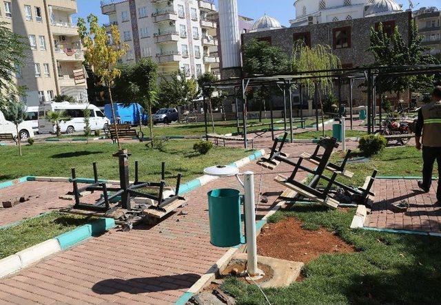 Haliliye Belediyesi Parkları Yeniliyor