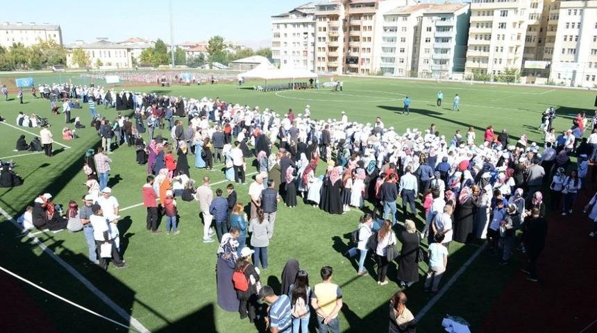 Vali Ve Milletvekilleri Bisiklete Bindi