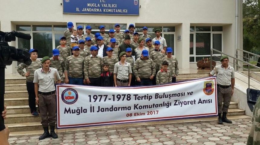 25 Arkadaş 20 Sene Sonra Tekrar Askerlik Yaptı