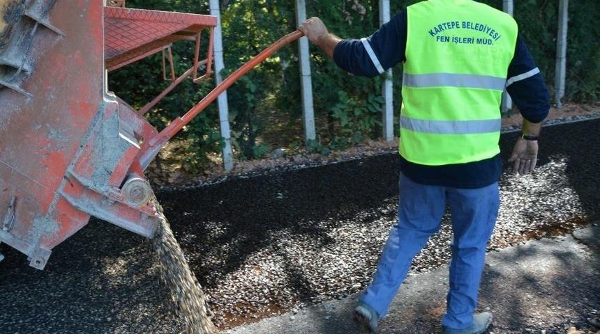 Kartepe&rsquo;de Yol Onarım &Ccedil;alışmaları Aralıksız Devam Ediyor