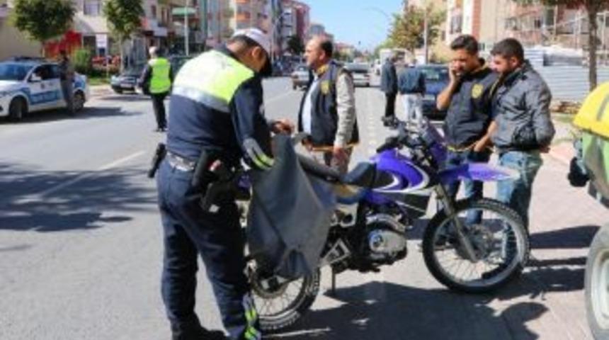 &lsquo;son S&uuml;rat&rsquo; Uygulaması İle Motosikletler Denetlendi