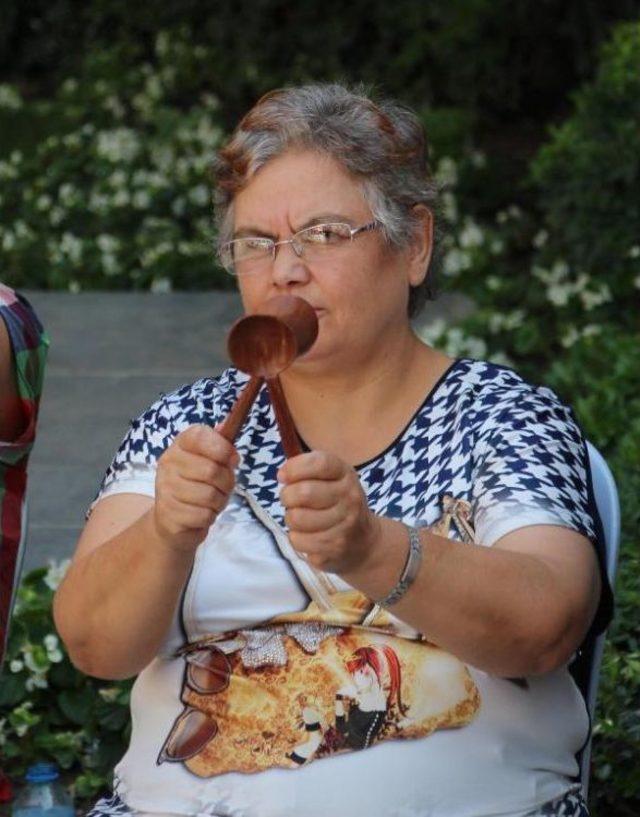 Ritimler Eşliğinde Terapi Oluyorlar 2