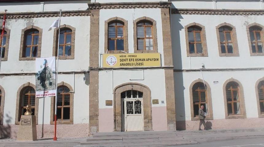 Niğdeli Şehidin Simi Okula Verildi