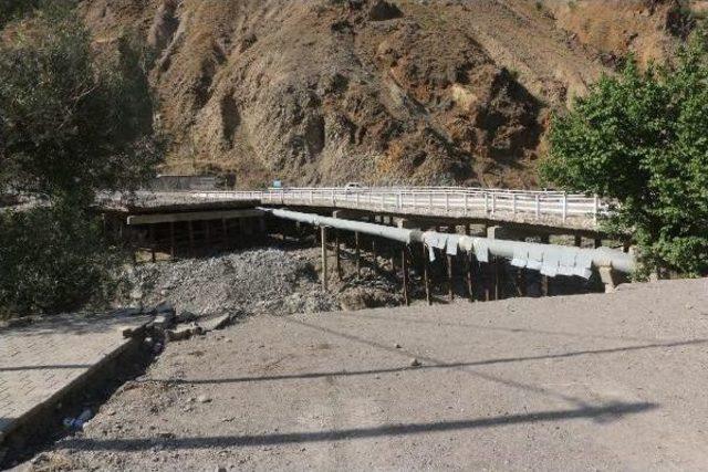 Bing&ouml;l&rsquo;De Selden Yıkılan K&ouml;pr&uuml; Yenileniyor 1