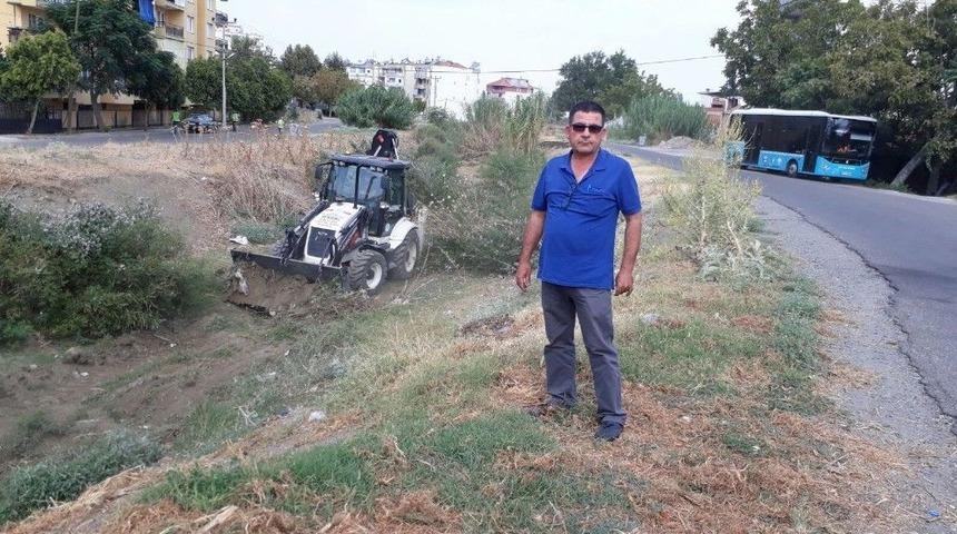 Keli Mahallesinde 6 Yıldır Temizlenmeyen Dere 10 G&uuml;nde Temizlendi