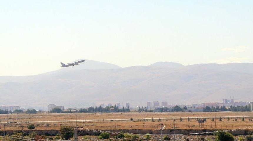 Nato Heyeti Olarak Konya&rsquo;ya Gelebilen Alman Vekiller Kentten Ayrıldı