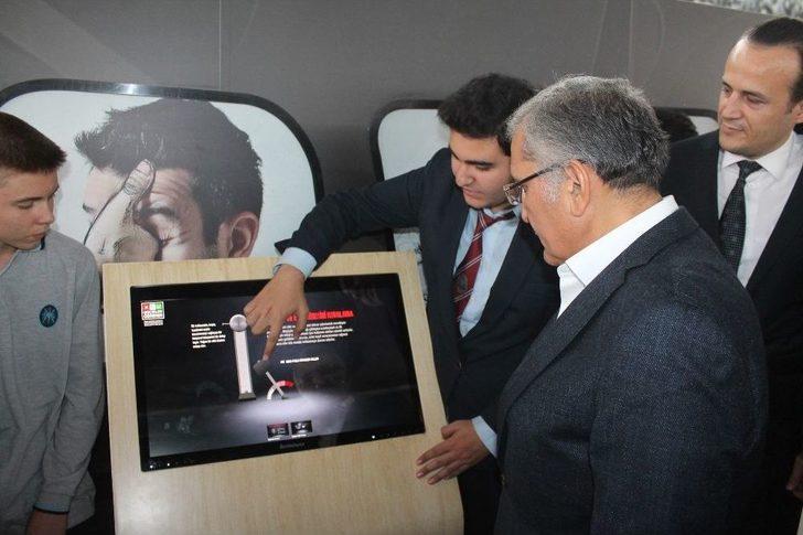 Narkotik Eğitim Tır’ı Zeytinburnu’nda G4