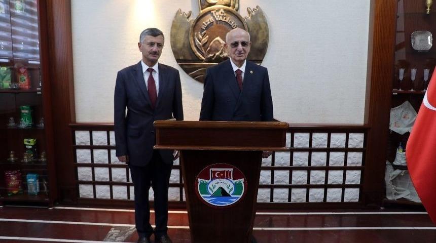 Bayramı Memleketinde Ge&ccedil;iren Tbmm Başkanı Kahraman Rize&rsquo;den Ayrıldı