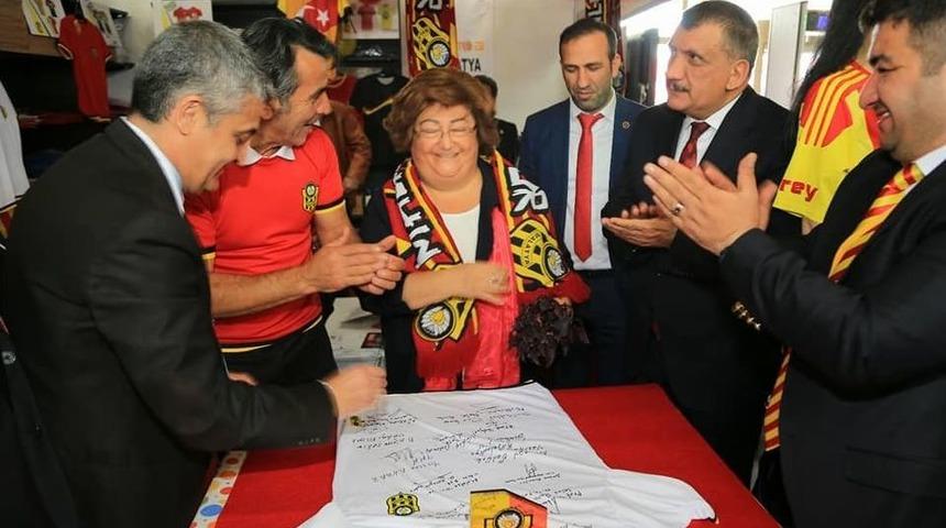 Battalgazi Belediyesinin Standı Yoğun İlgi Görüyor