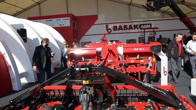Bursa Tarım Fuarına Başak Traktör Ve Başak Agri Damga Vurdu