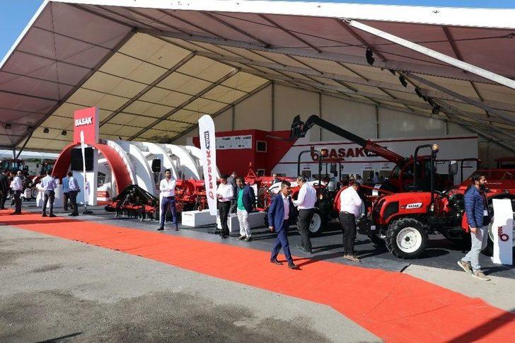 Bursa Tarım Fuarına Başak Traktör Ve Başak Agri Damga Vurdu G1