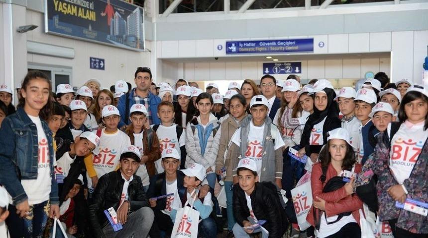 &ldquo;biz Anadoluyuz Projesi&rdquo; Kapsamında &Ouml;ğrenciler Bursa&rsquo;ya Uğurlandı