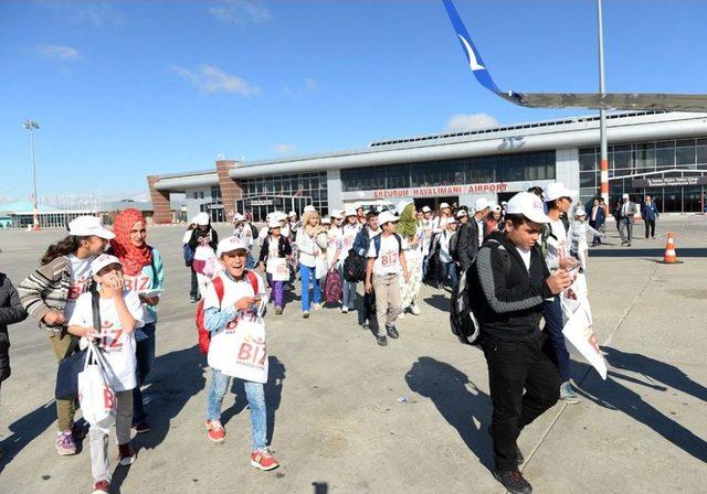 “biz Anadoluyuz Projesi” Kapsamında Öğrenciler Bursa’ya Uğurlandı