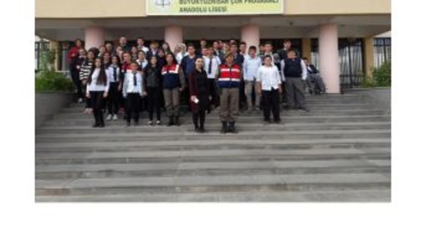 &Ouml;ğrencilere Su&ccedil;tan Korunma Eğitimi Verildi