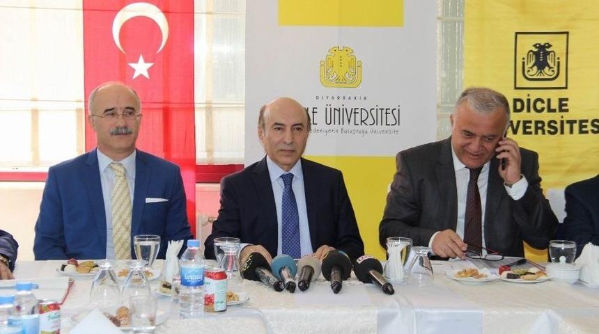 D&uuml; Rekt&ouml;r&uuml; G&uuml;l: &ldquo;diyarbakır Yıllarca Karpuz İle Tanıtıldı, Yaptığımız Bilimsel Faaliyetlerin Bir Amacı Da Bundan Kurtulmaktır"