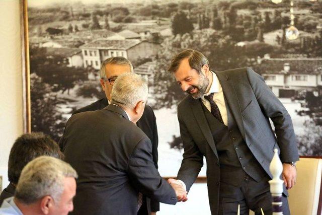 Gürsu Belediye Başkanı Işık Muhtarlarla Bir Araya Geldi 2