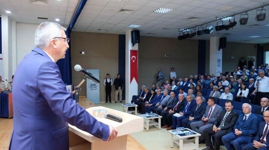 &Ccedil;orum&rsquo;da Okullardaki G&uuml;venlik Tedbirleri Masaya Yatırıldı