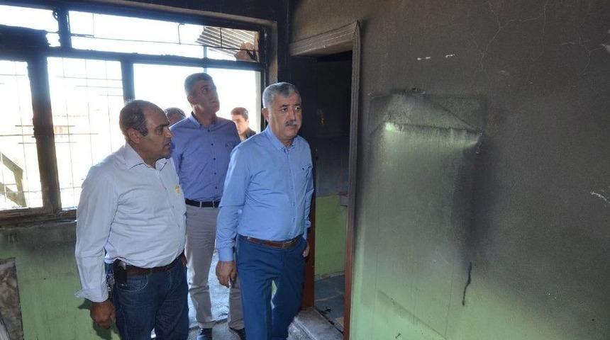 Evi Yanan Ailenin Yardımına Yeşilyurt Belediyesi Koştu