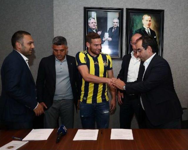 Fenerbahçe, Janssen'i Açıkladı