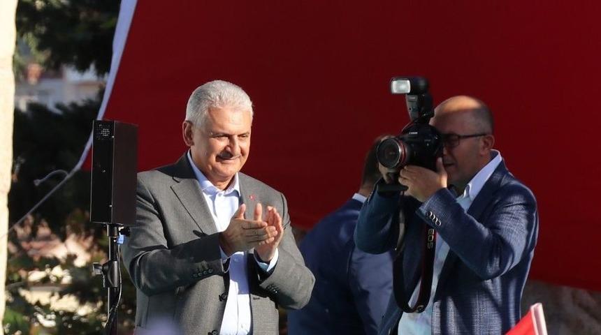 Başbakan Yıldırım, İzmir&rsquo;de Toplu A&ccedil;ılış Ve Temel Atma T&ouml;renine Katıldı
