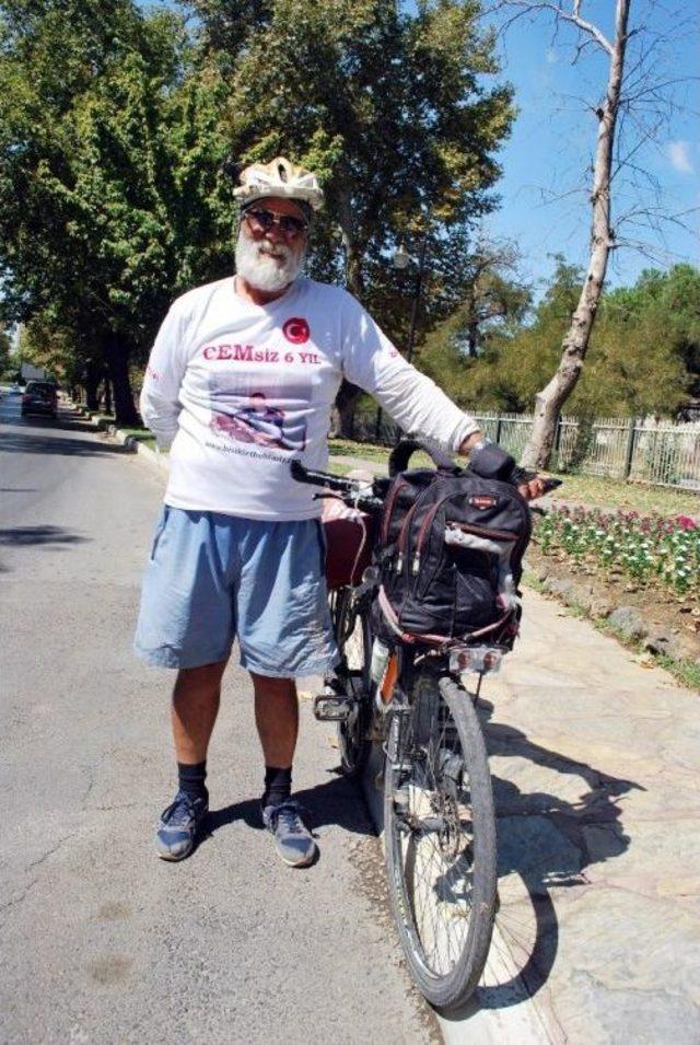 Oğlu Anısına Pedal Çeviriyor