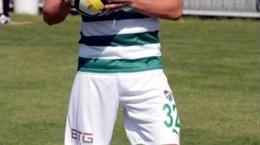 Bursaspor, Yusuf Erdoğan&rsquo;Ya Yarın Imzalıyor