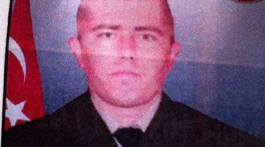 Kazada &Ouml;len Uzman &Ccedil;avuş'un Cenazesi &Ccedil;anakkale'ye Getirildi (2)