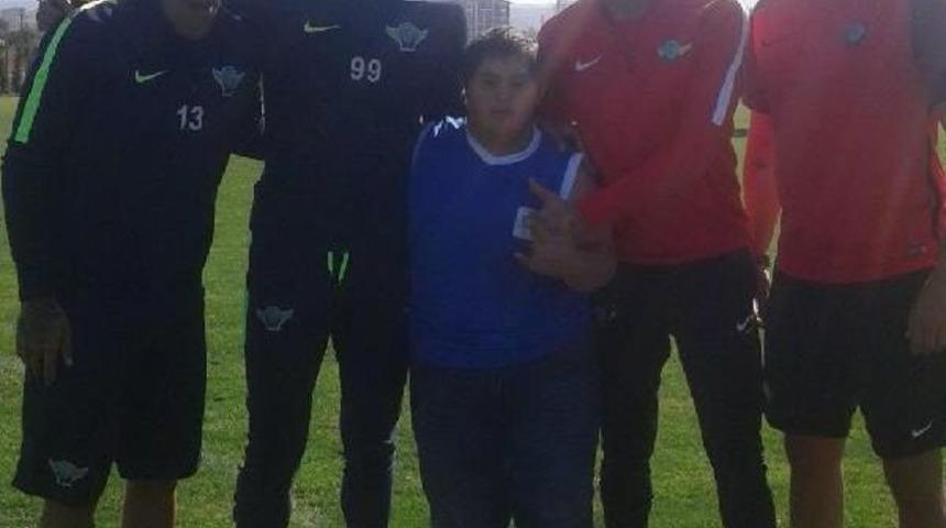 Akhisarspor'un &Ouml;zel Misafirleri