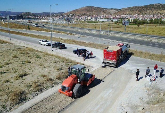 Yeşilkent Ve Musapınarı Arasındaki Toz Sorunu Ortadan Kalkıyor